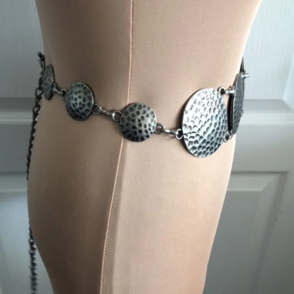 VTG Silver Tone Hammered Metal Medallion Belly Body Chain Link Belt